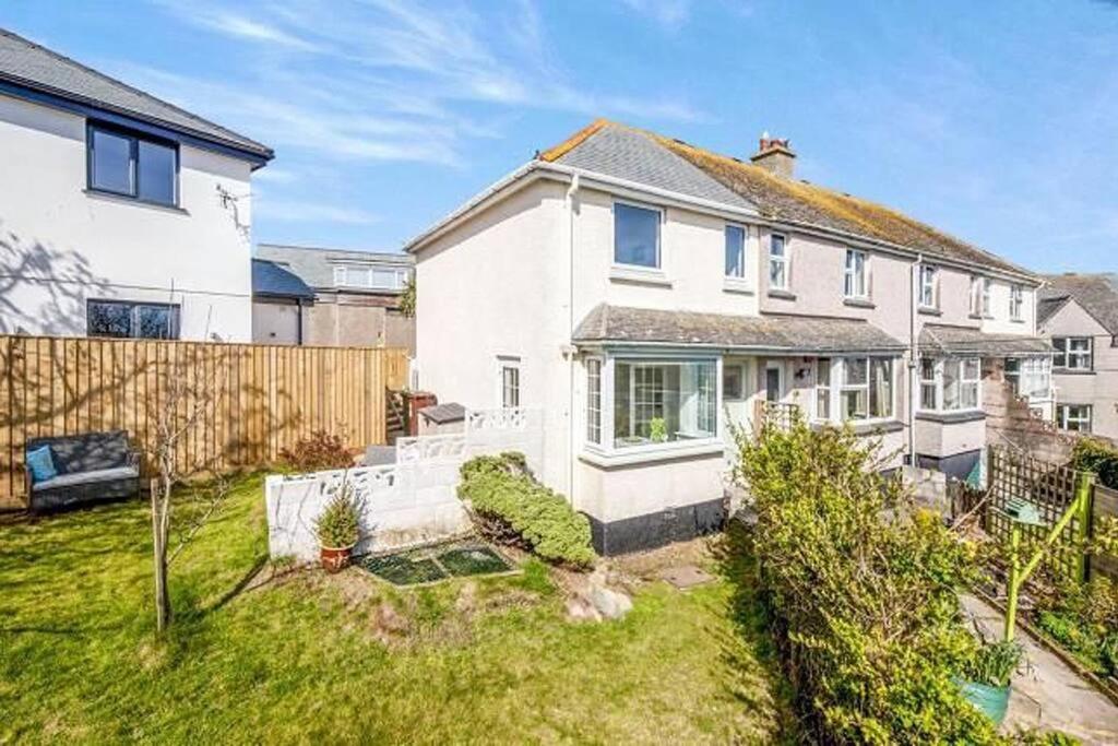Sunrise! ~ 2 Bedrooms, Garden, Parking, Sea Views St Ives 外观 照片