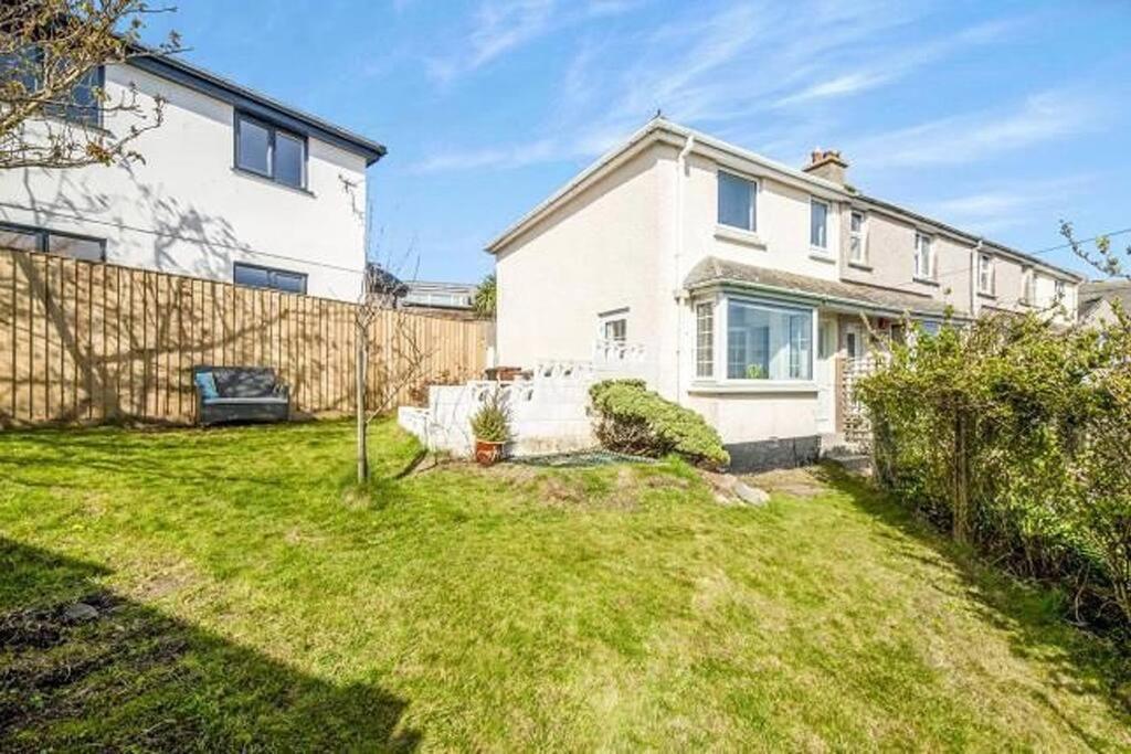 Sunrise! ~ 2 Bedrooms, Garden, Parking, Sea Views St Ives 外观 照片