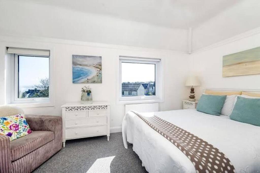 Sunrise! ~ 2 Bedrooms, Garden, Parking, Sea Views St Ives 外观 照片